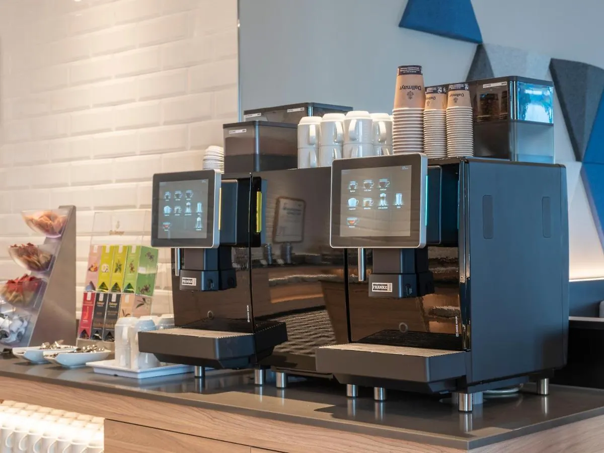 Holiday Inn Express Duesseldorf - Hauptbahnhof By Ihg 3*, Dusseldorf