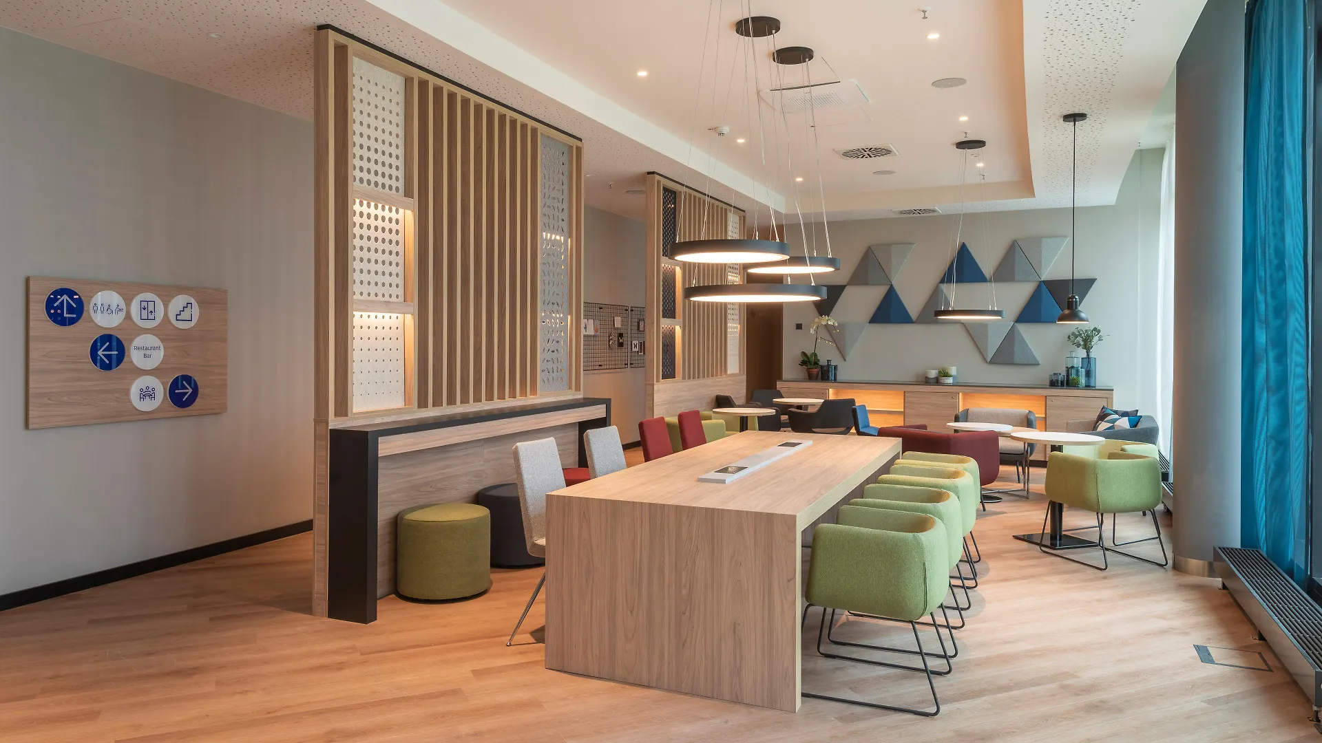 Hotel Holiday Inn Express Duesseldorf - Hauptbahnhof By Ihg
